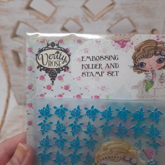 Crafter's Companion - Stamp + Emboss Folder Girl with Cupcake NWOT - Picture 7 of 8